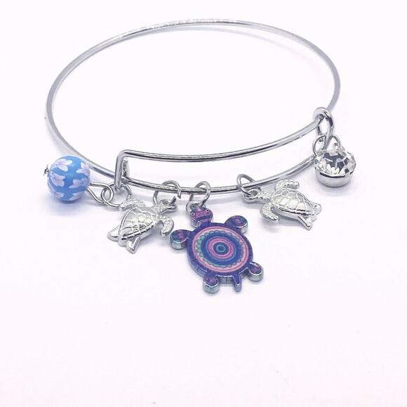 Beaded Sea Turtle Charm Colorful Bangle Bracelet - Picture 4 of 5